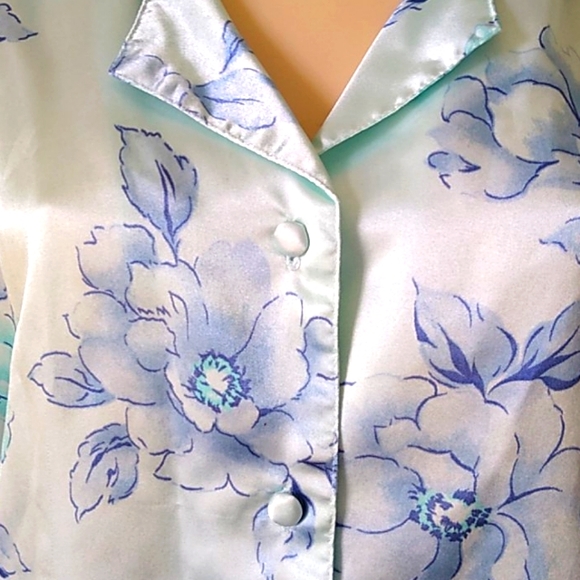 Cinema Eloile Pajamas Set Size Medium - Picture 3 of 10